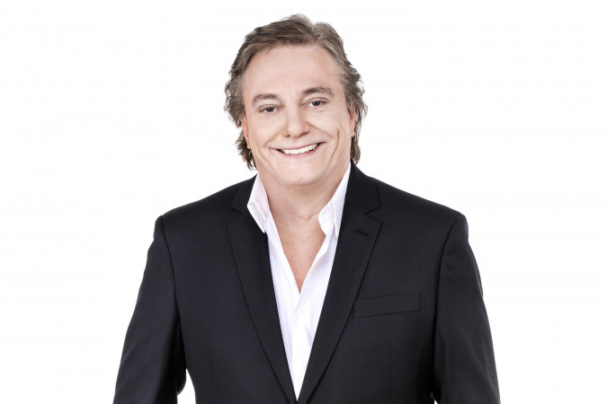 Fábio Jr. leva romantismo e sucessos que atravessam gerações no Verão Maior