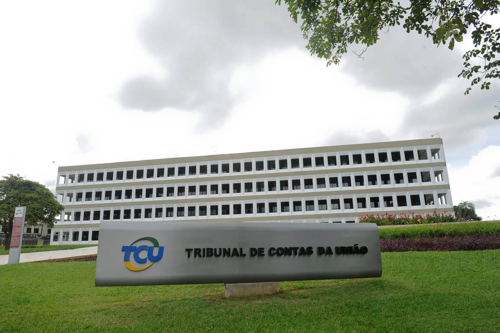 TCU determina inspeção técnica em documentos do Banco Master durante investigação por irregularidades