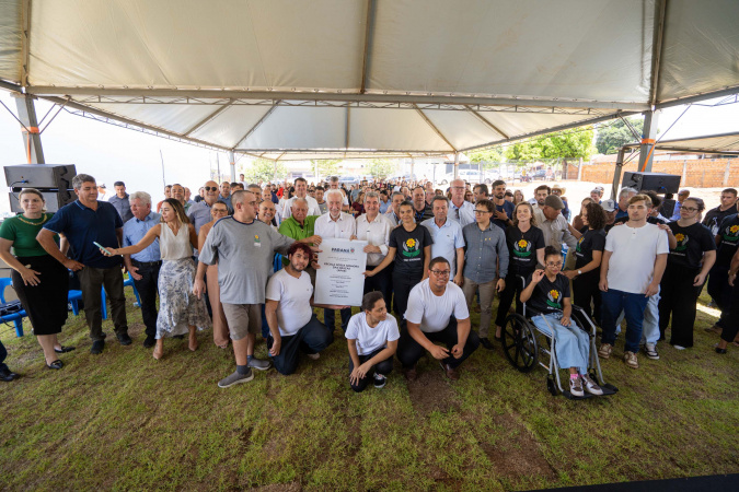 Darci Piana inaugura nova sede da Apae de Douradina com investimento estadual
