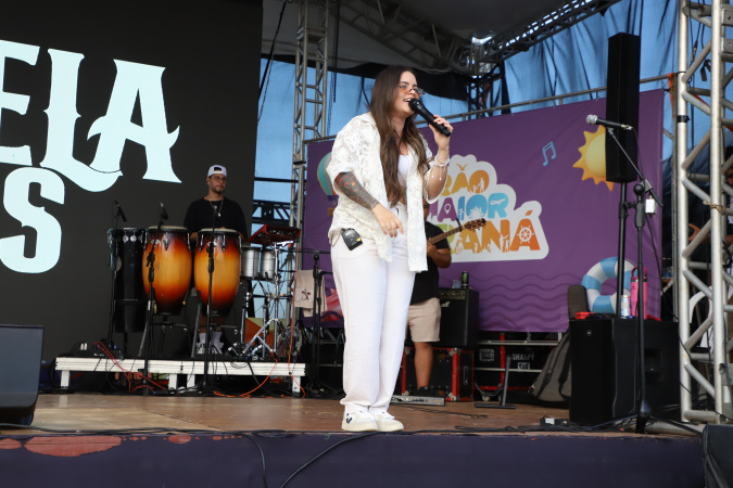 Palcos sunset animam litoral e valorizam música paranaense na despedida do verão