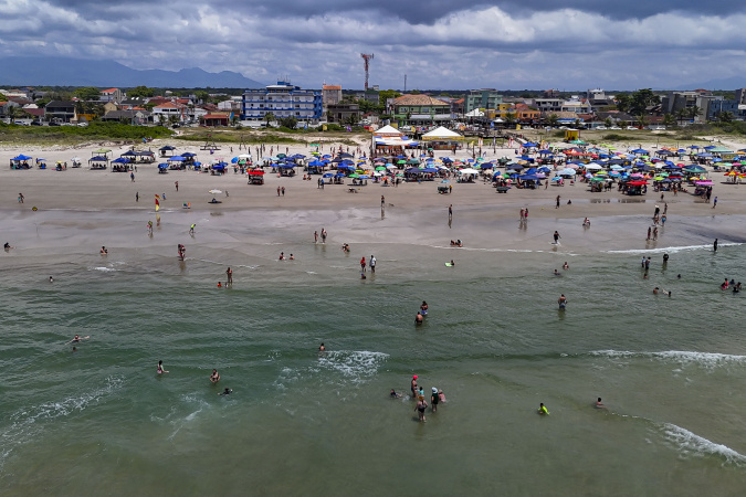 Verão Maior impulsiona crescimento da arrecadação e do Pix no litoral do Paraná