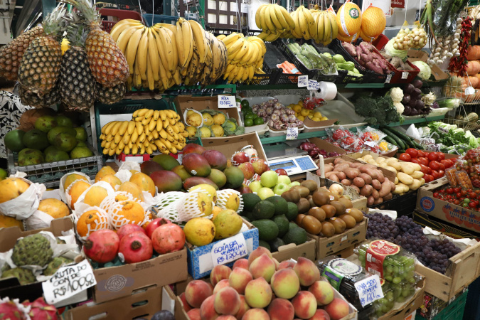 Preços de alimentos no Paraná mostram queda influenciada por frutas e leite em janeiro