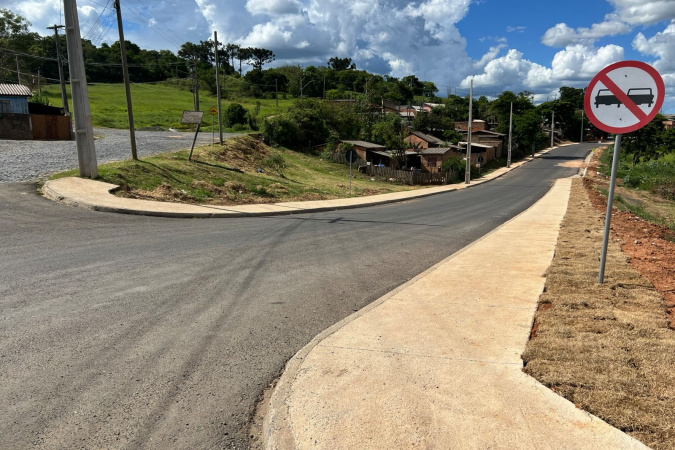 Pavimentação da Pr-151 em Sengés avança para etapa final