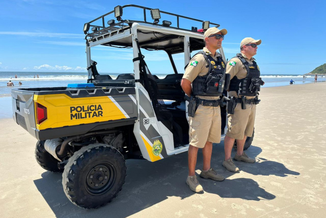 Veículos de patrulhamento na areia ampliam segurança no Verão Maior Paraná