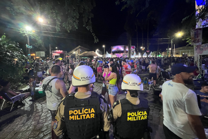 pmpr orienta veranistas a reforcar seguranca contra furtos no carnaval do litoral