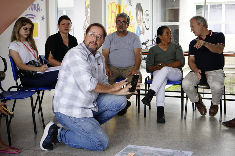 Cohab discute regularização da Vila Joanita com comunidade e órgãos públicos