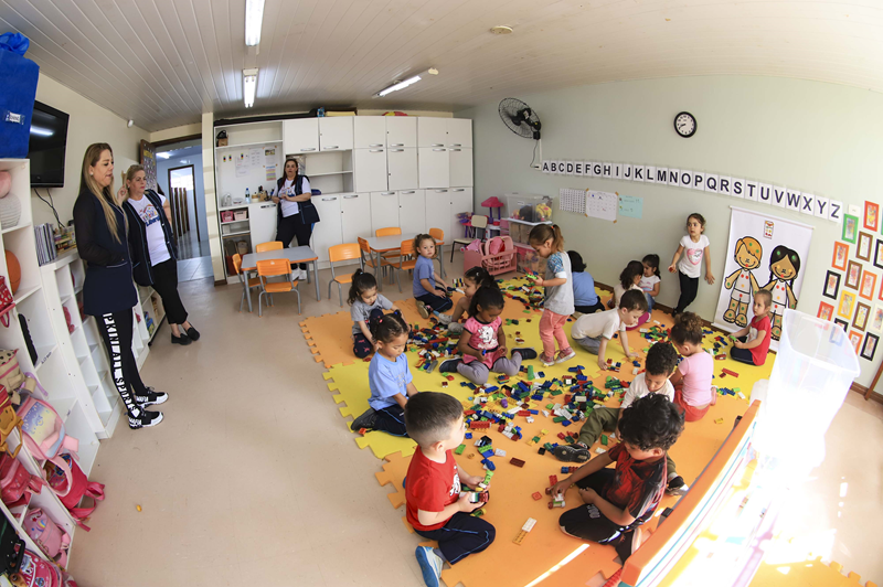 Vale-creche reduz fila por vagas em creches municipais em Curitiba