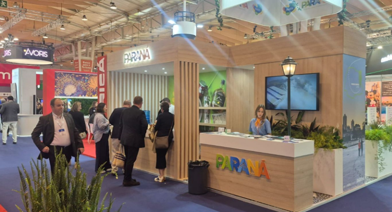 Curitiba amplia presença no mercado europeu com novo voo direto e participação em feira