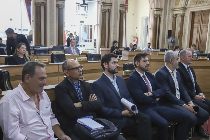 Curitiba registra superávit e amplia investimentos no primeiro ano da gestão Eduardo Pimentel