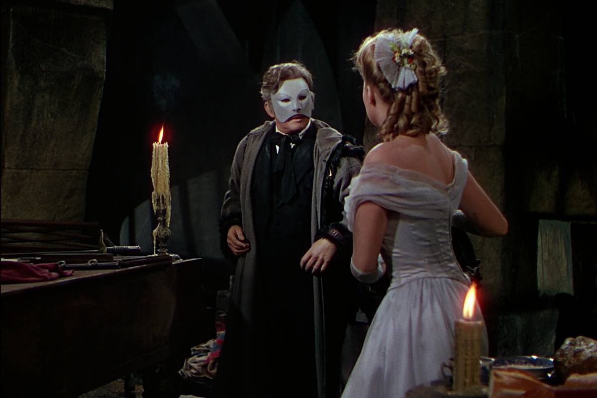 O fantasma da ópera renasce com produção imersiva em nova york