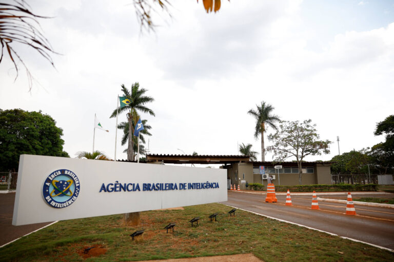 Caso do youtuber da Abin traz à tona desafios da inteligência brasileira