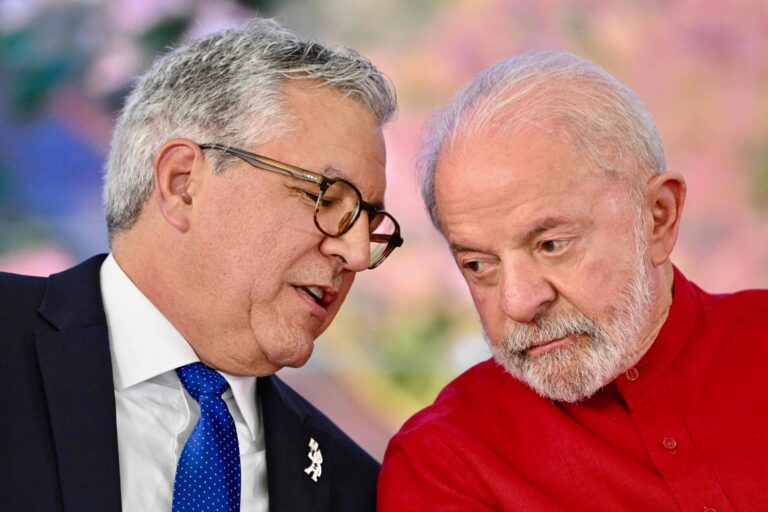 Governo Lula reforça parceria com a Índia para ampliar insumos farmacêuticos e tecnologia