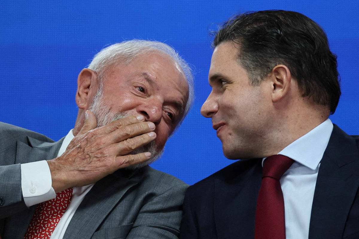 Motta reforça aliança com Lula em jantar que antecipa estratégias eleitorais