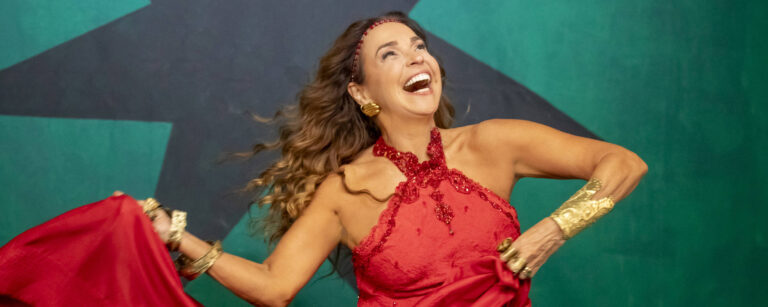 Daniela Mercury transformou o carnaval de Salvador com ousadia política