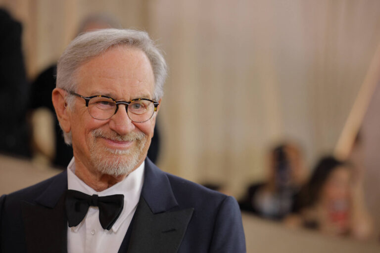 Steven Spielberg completa o Egot com vitória no Grammy 2026