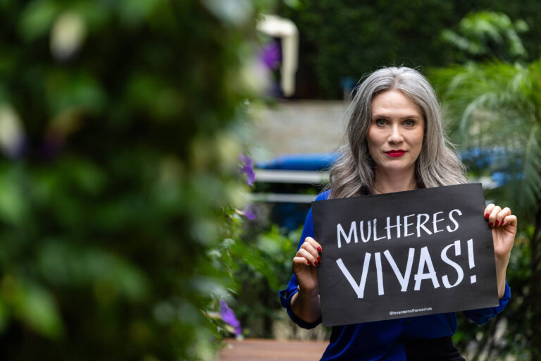 Projetos de lei sobre violência contra mulher enfrentam dificuldades no Congresso