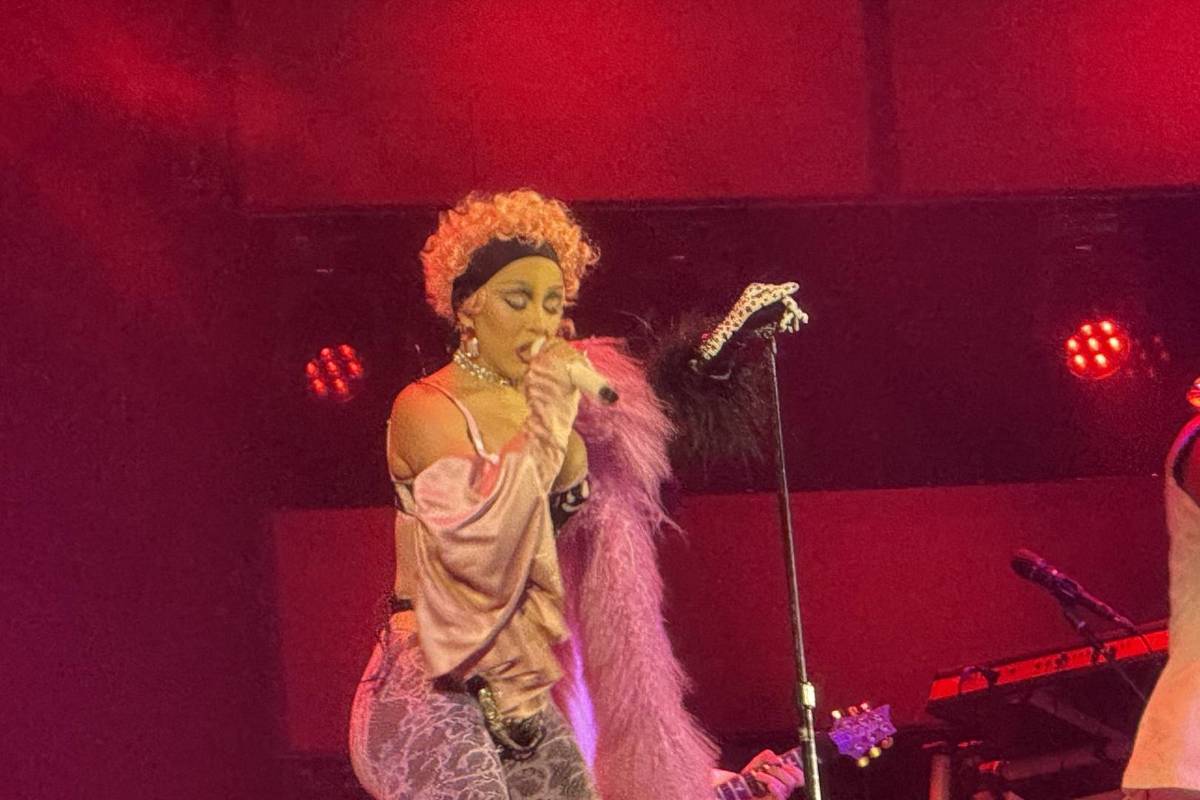Doja Cat reinventa sensualidade e energia em show marcante em São Paulo