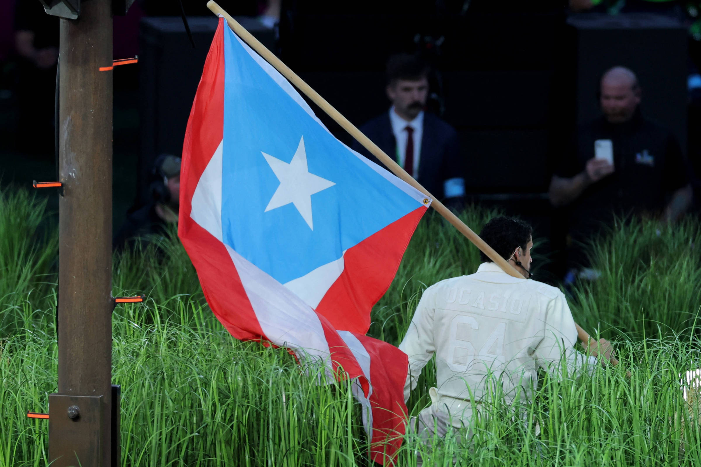 Bad Bunny e a narrativa musical sobre a história e tensões de Porto Rico com os EUA