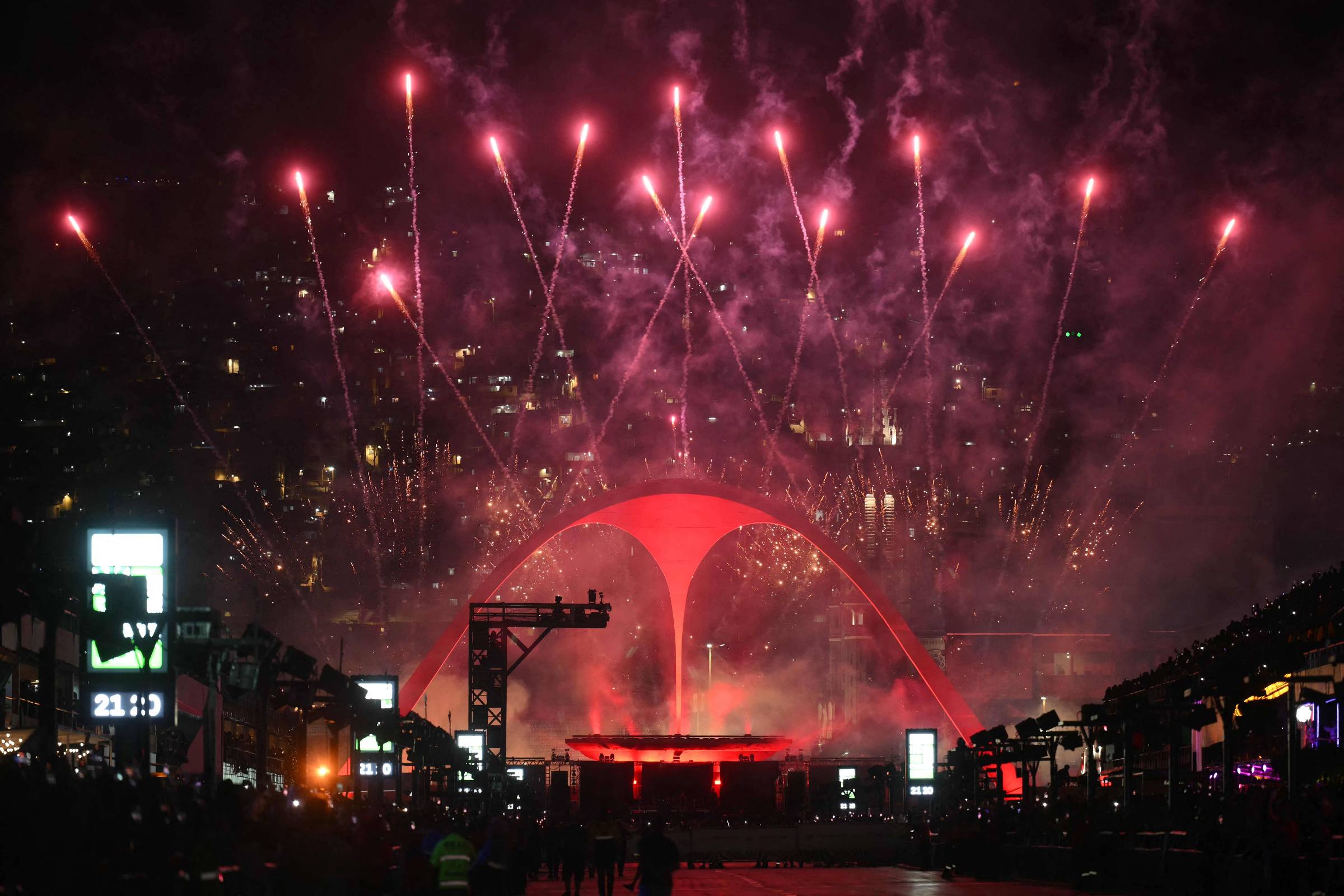 Carnaval em São Paulo terá sol forte, calor de até 31°C e chuvas rápidas à tarde