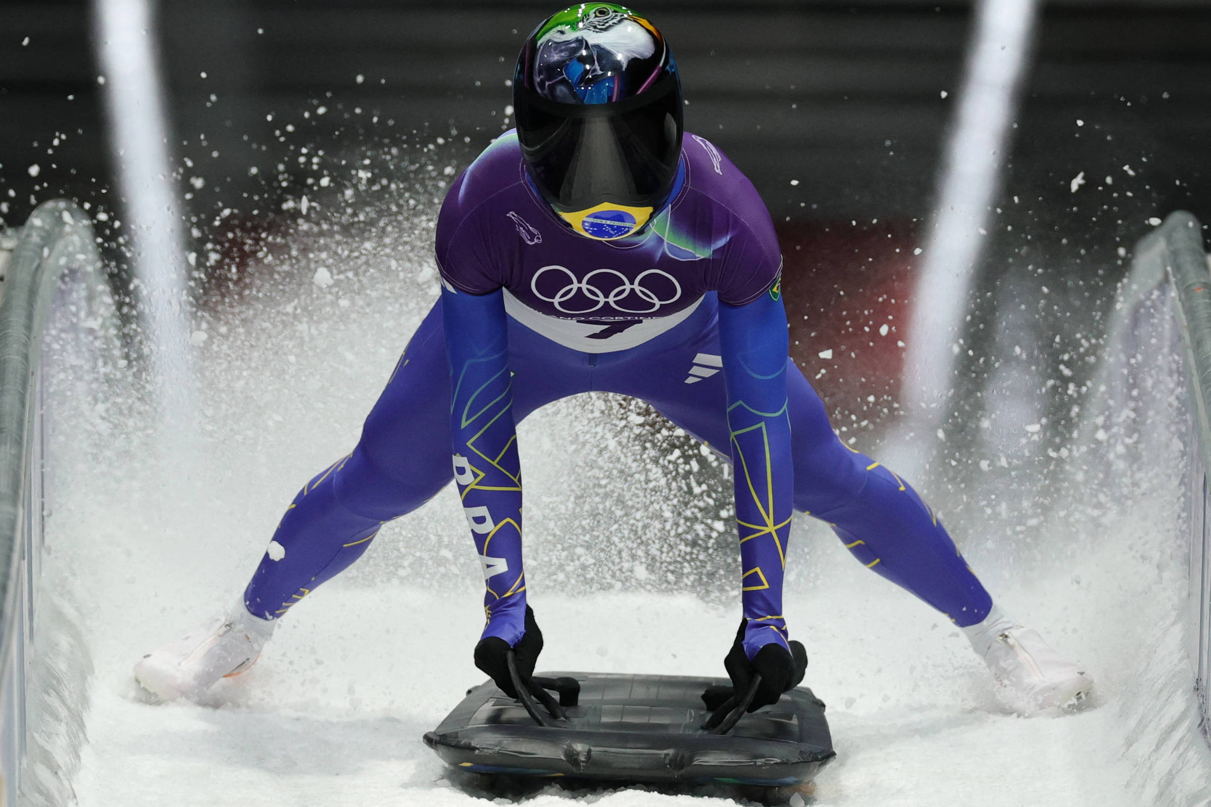 Nicole Silveira avança para top 11 no skeleton em Milão-Cortina