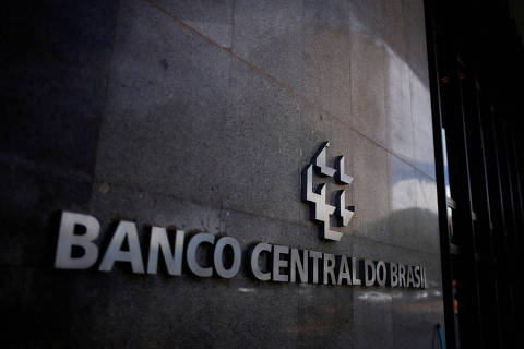 bancos centrais de brasil e eua definem juros em meio a tensão no oriente médio