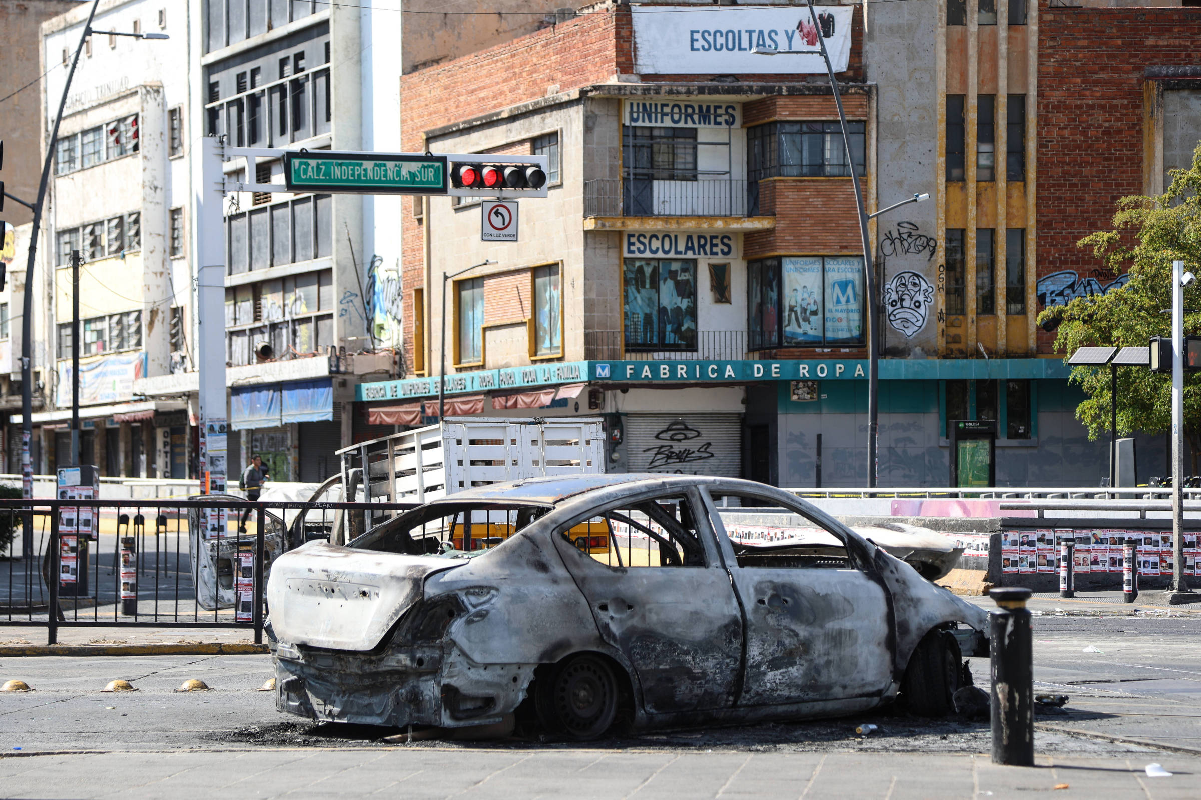 México enfrenta suspensão de aulas em dez estados após onda de violência