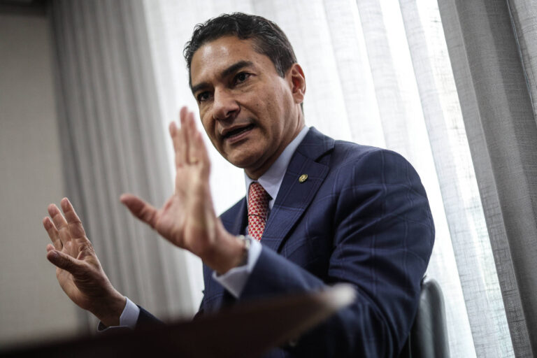 Cleitinho confirma candidatura ao governo de Minas Gerais em 2026