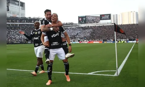 Botafogo e Fluminense buscam reforçar liderança na Taça Guanabara