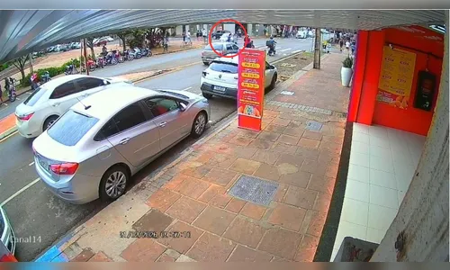 Motorista foge após atropelar idosa na faixa em Arapongas