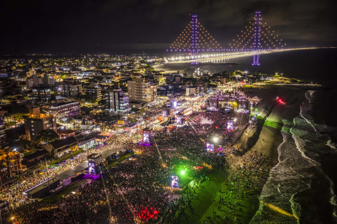 Shows do Verão Maior Paraná 2026 atraem 2,56 milhões de pessoas