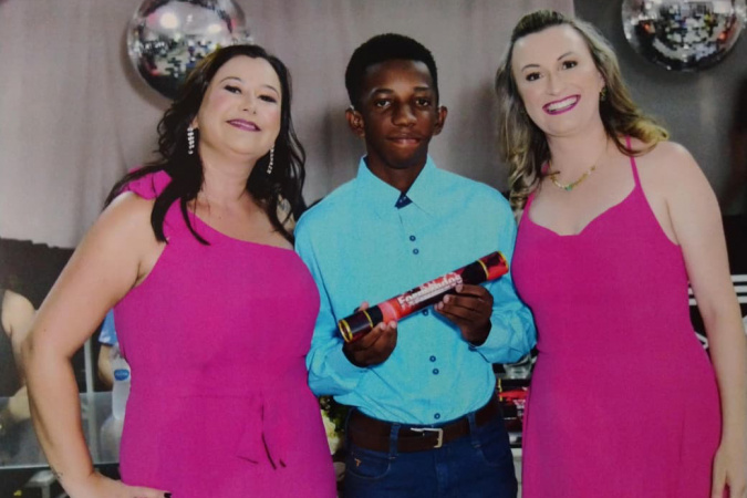 Aluno surdo conquista primeiro lugar em educação física na Uem pelo programa Aprova Paraná