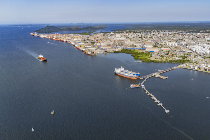 Porto de Paranaguá lidera exportações brasileiras de óleo de soja no primeiro trimestre