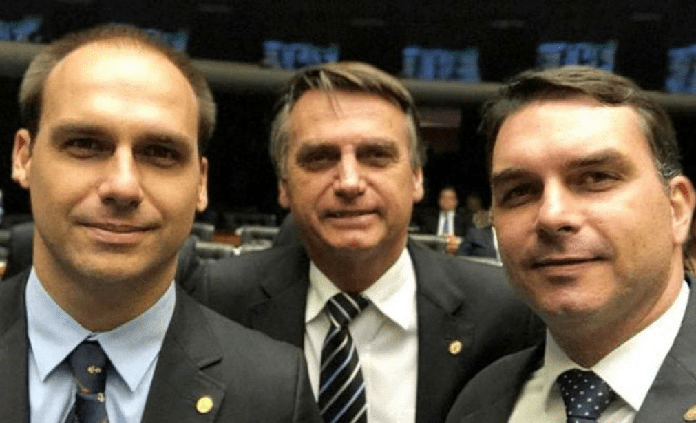 Eduardo Bolsonaro propõe rompimento com Partido Novo após críticas de Zema a Flávio Bolsonaro