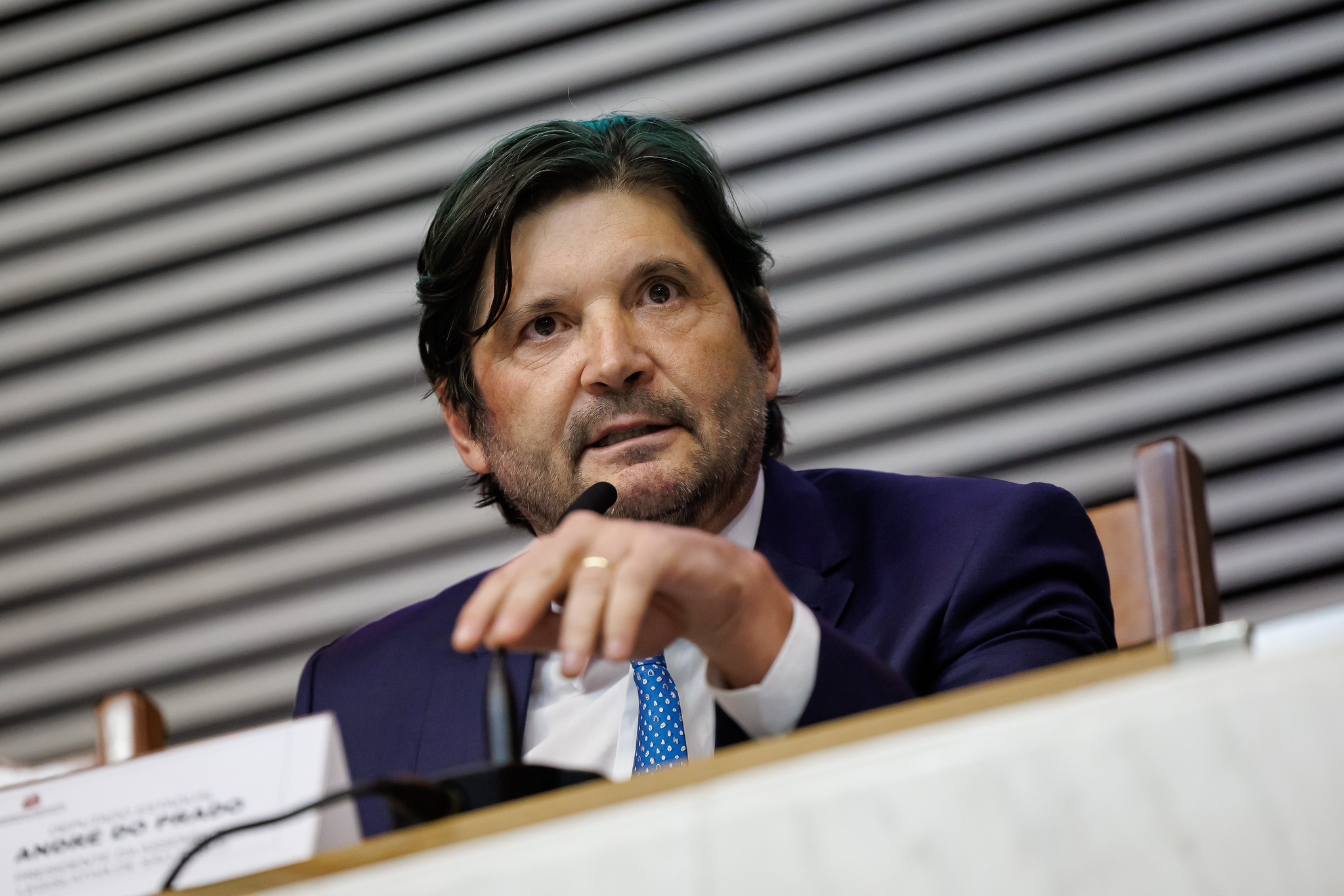 Escolha de André do Prado para senado provoca divisão no bolsonarismo