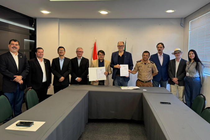 Paraná e Paraguai firmam hub binacional de inovação para projetos na fronteira
