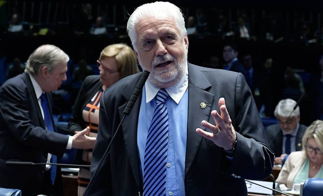 Defesa de Jaques Wagner recorre ao STF para anular busca e apreensão