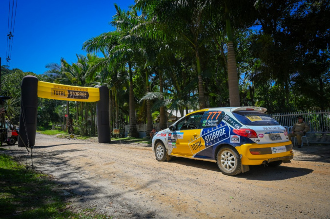 Jogos de aventura e natureza movimentam litoral paranaense com quatro eventos no fim de semana