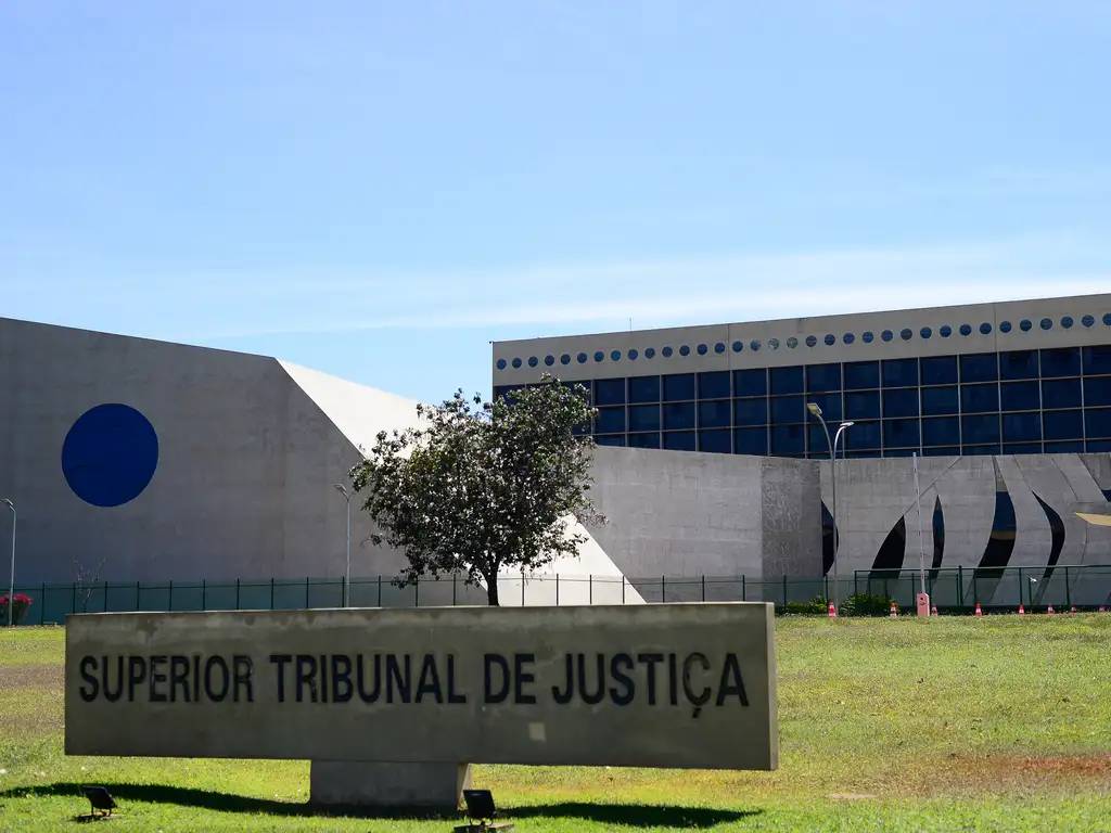 STJ investiga uso de prompt injection para fraudar processos judiciais