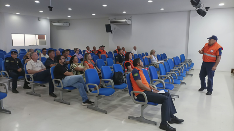 Programa conhecer para prevenir amplia capacitação e reforça segurança nas escolas de Curitiba