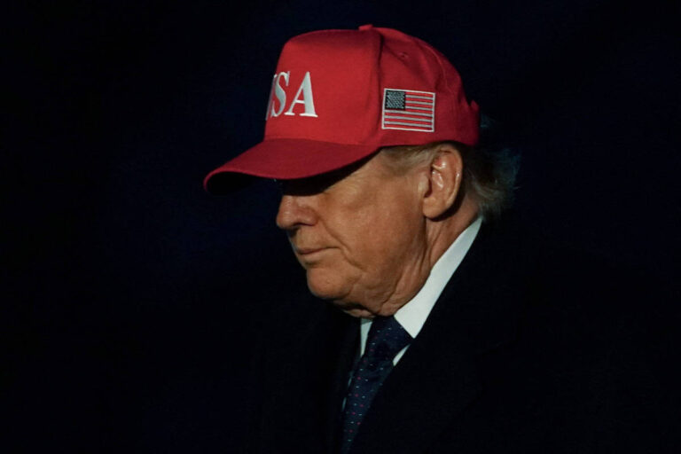 Trump afirma que está dando surra no Irã e que grande onda de ataques virá