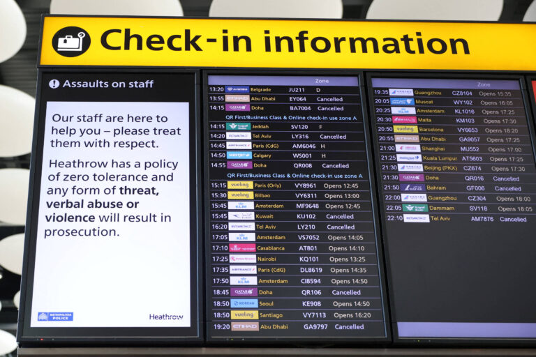 Brasileiros enfrentam falta de atendimento após cancelamento de voos para o Oriente Médio