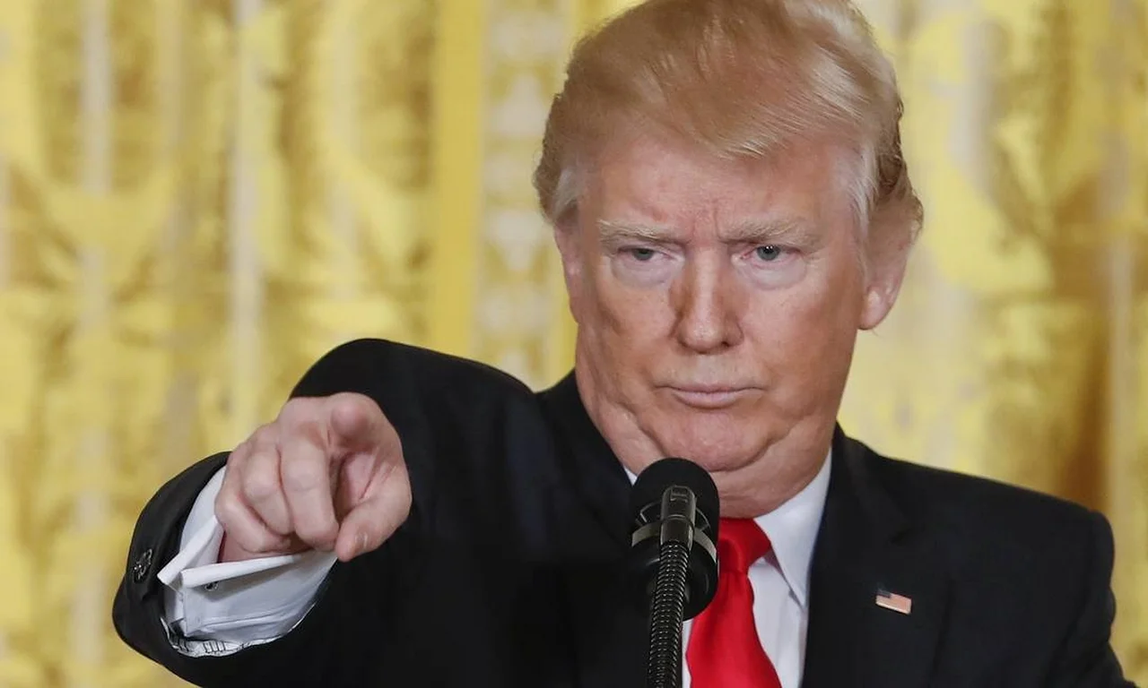 Trump exige que 7 países enviem navios de guerra para o estreito de Ormuz