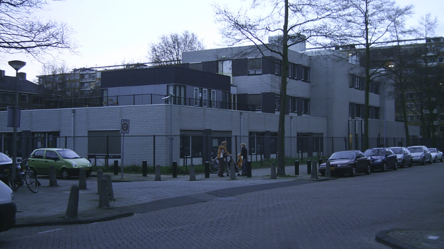 explosão atinge escola judaica em amsterdã e acende alerta europeu