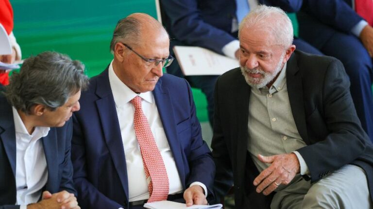 Lula articula palanque eleitoral com Alckmin e Haddad para São Paulo
