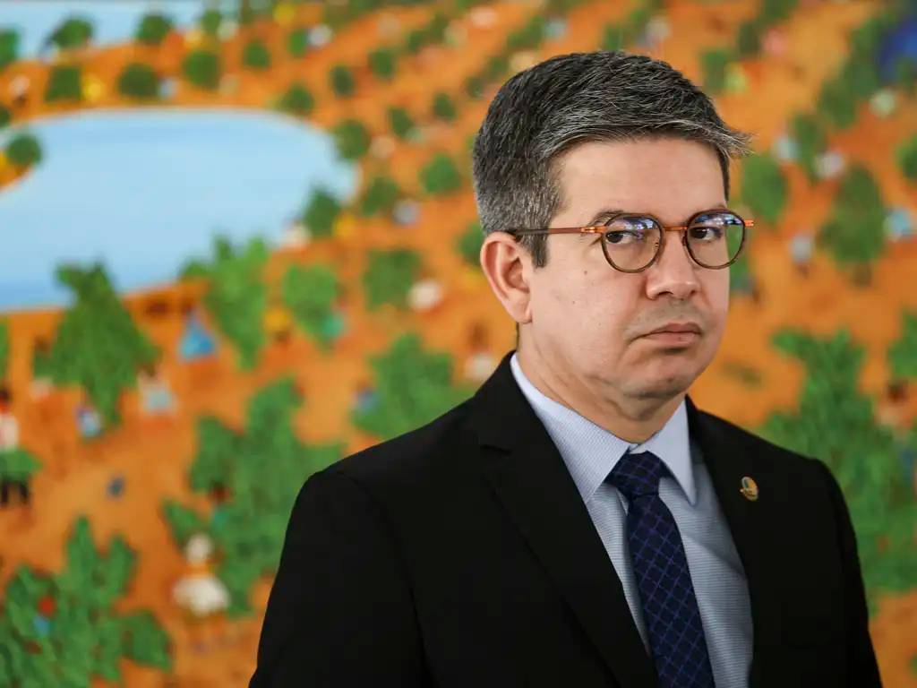 Antecipação das eleições influencia rejeição de Messias no senado