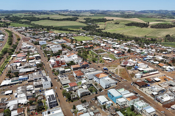 Estado investe r$ 63 milhões na reconstrução de rio bonito do iguaçu após tornado