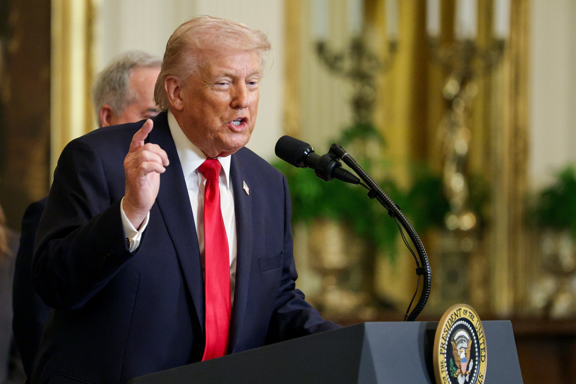 Wall Street reage ao volume recorde de transações financeiras de Donald Trump no primeiro trimestre