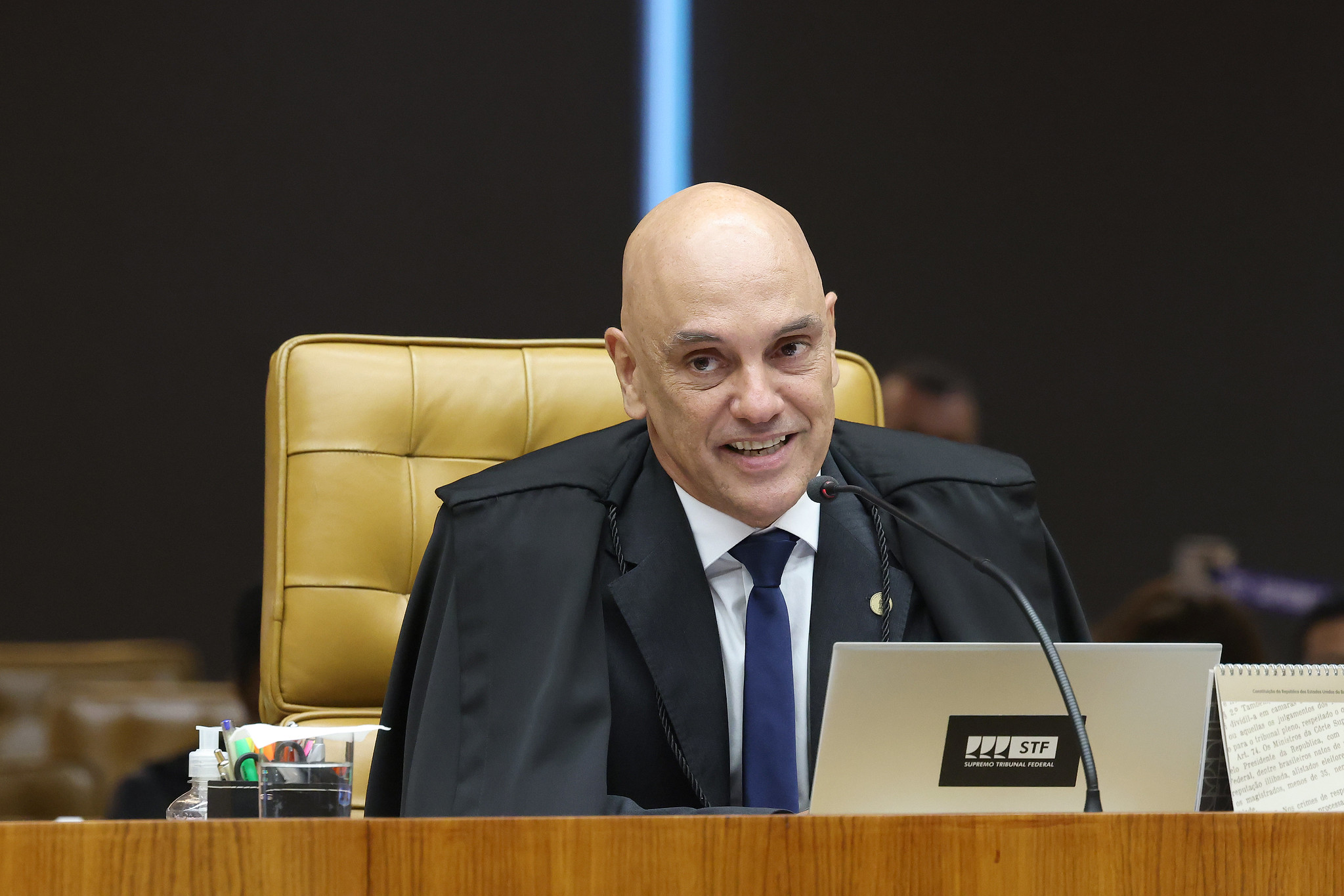 Alexandre de Moraes defende inquérito das fake news contra ataques ao judiciário