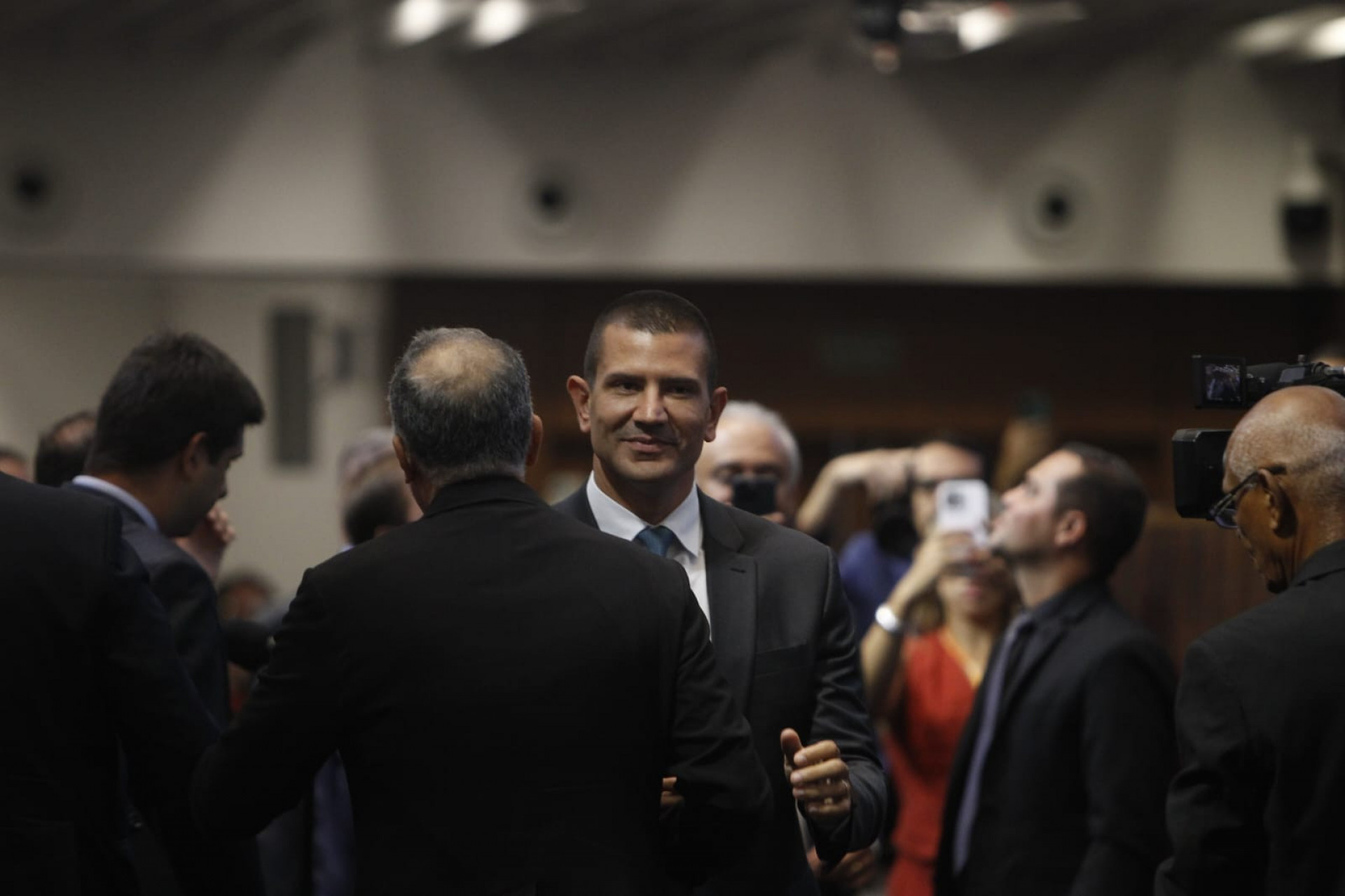 Fux recebe pedido para colocar aliado de Flávio Bolsonaro no comando interino do Rio