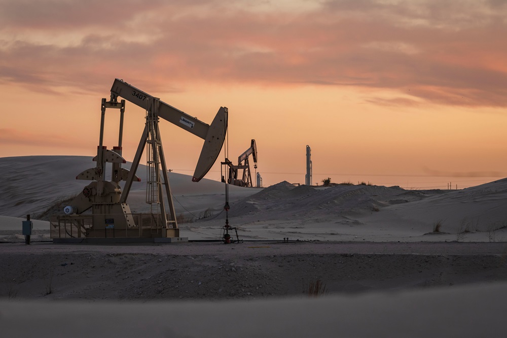 China busca ampliar compra de petróleo dos EUA para reduzir dependência do Oriente Médio